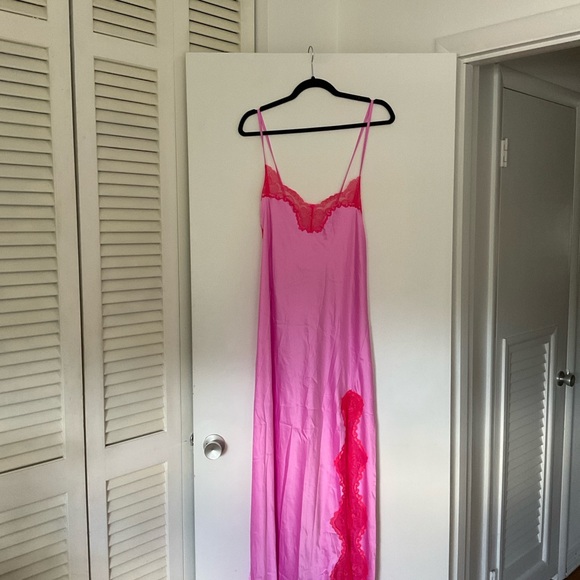 SKIMS Dresses & Skirts - Skims stretch satin lace long dress